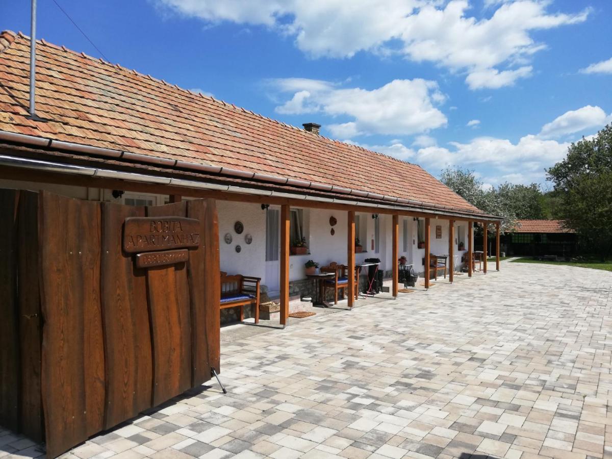 Szilvásvárad Bobita Apartmanhaz מראה חיצוני תמונה