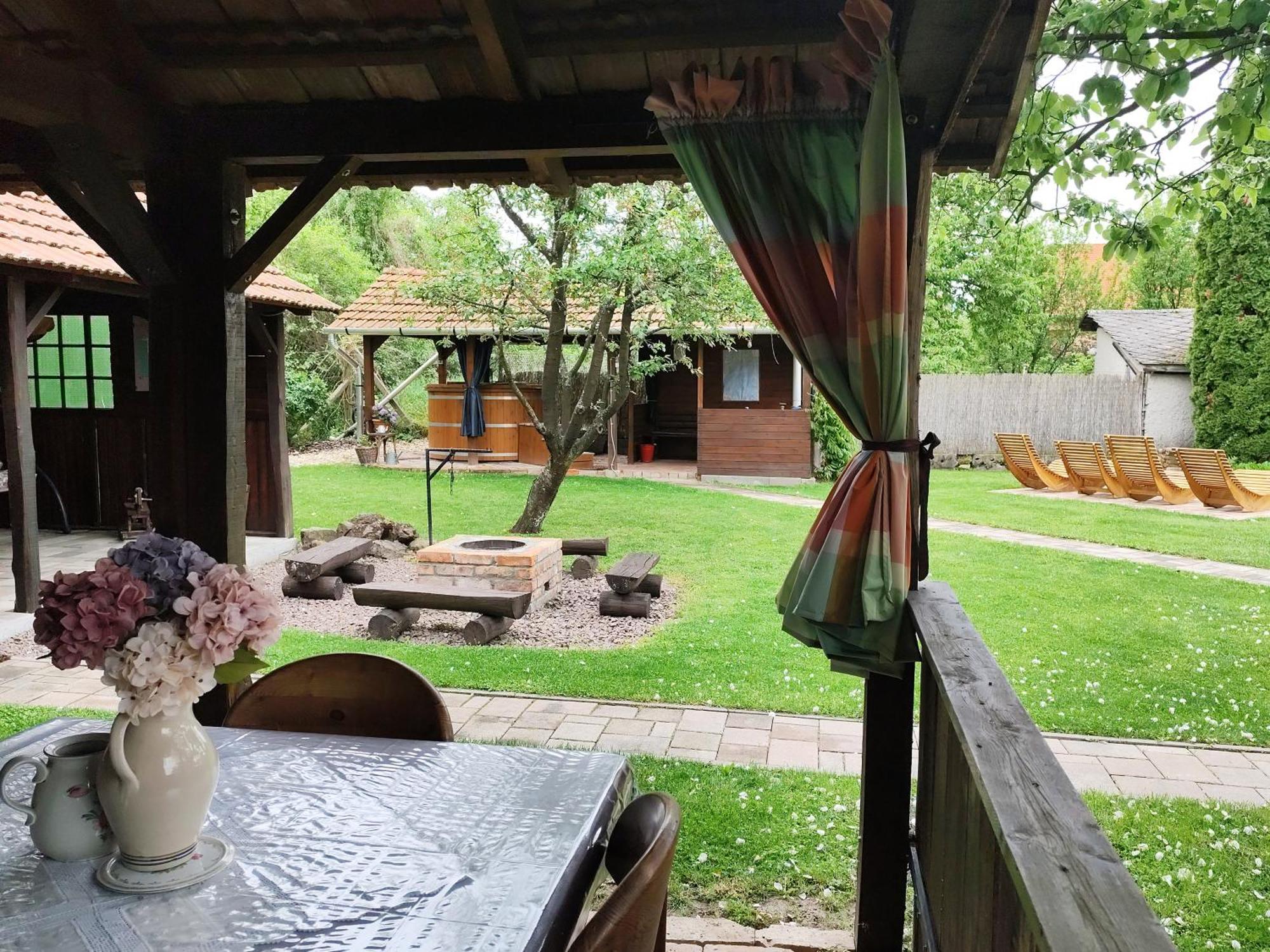 Szilvásvárad Bobita Apartmanhaz מראה חיצוני תמונה
